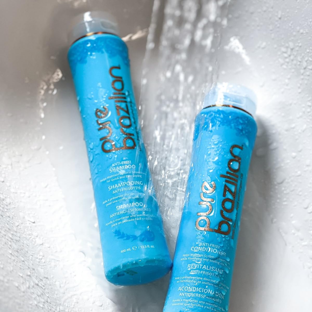 Shampooing et Après-Shampoing Pure Brazilian dans une salle de bain élégante