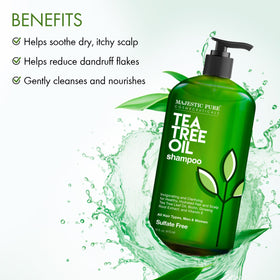 Shampooing Majestic Pure à l'huile d'arbre à thé sur une surface en bois
