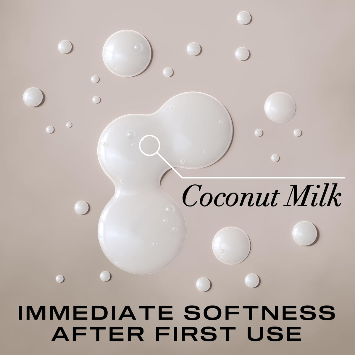 Shampooing OGX au lait de coco en utilisation sur cheveux