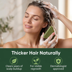 Shampooing Pwkvsn posé sur une surface en bois