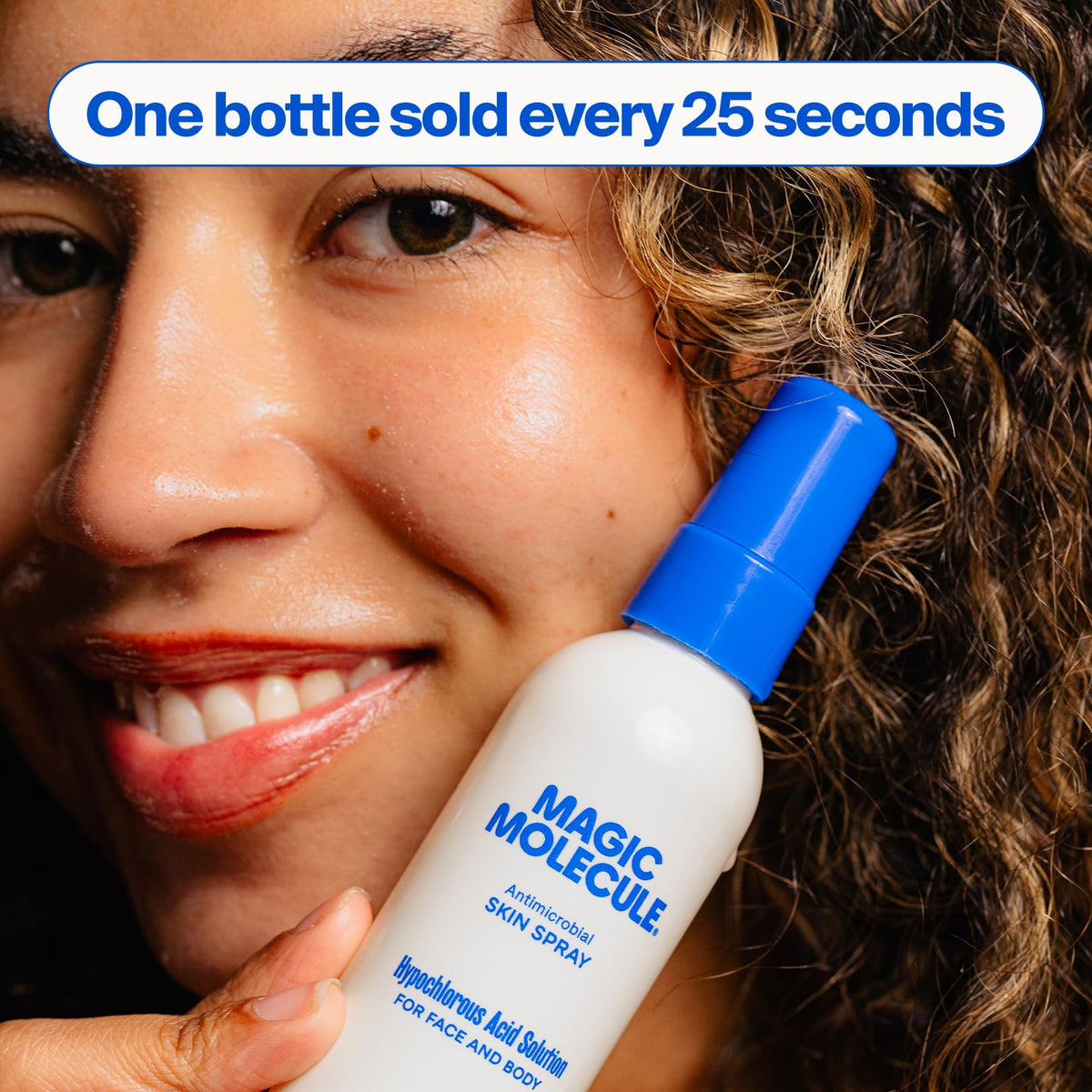 Spray pour le visage Magic Molecule avec pulvérisateur ouvert