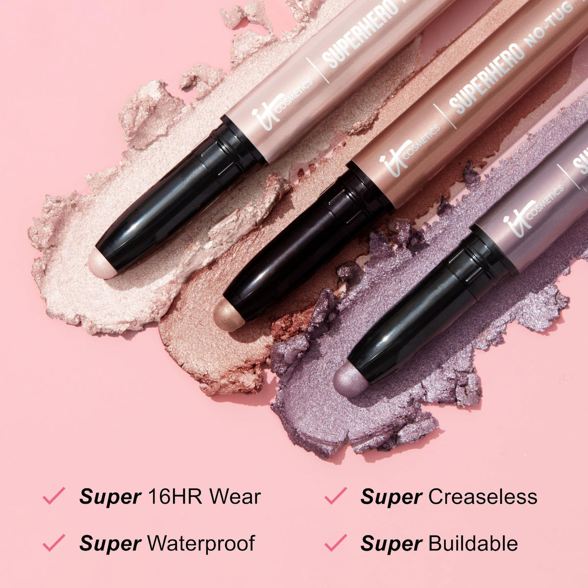 Stick à Ombre Waterproof Copper Charisma IT Cosmetics en application sur paupière