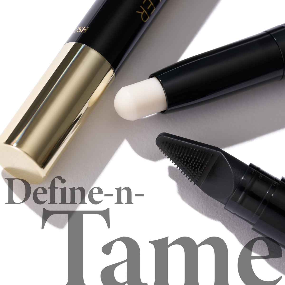 Stick à sourcils Define-n-Tame de Laura Geller, ouvert avec la cire visible.