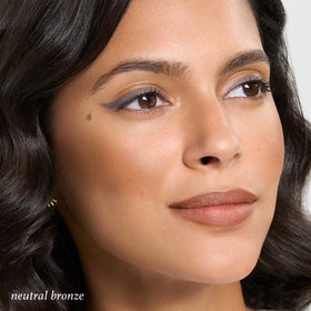 Stick bronzer Julep en gros plan sur la texture