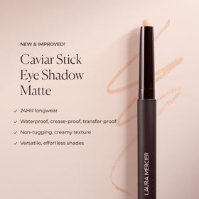 Stick Caviar Laura Mercier avec bouchon en place