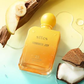 Sttes Eau de Parfum #23 Summer Joy avec fruits tropicaux en arrière-plan