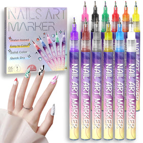 Stylos de nail art AOKELEON en utilisation