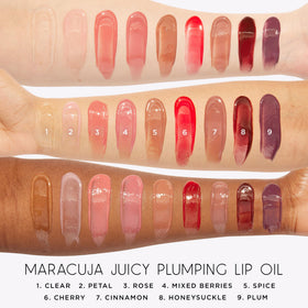 Tarte Maracuja Juicy Lip Oil Rose 18g texture sur la main