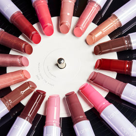 tarte Tarte Maracuja Juicy Lip Gloss hibiscus avec accessoires