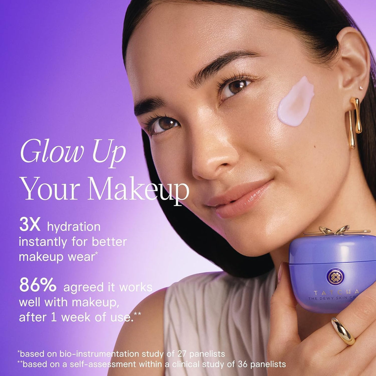 TATCHA Crème Hydratante Riche sur une surface en bois