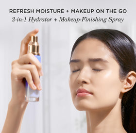TATCHA Luminous Dewy Skin Mist 168g en situation sur une coiffeuse