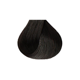 Teinture Red By Kiss dans un environnement de salon de coiffure