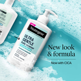 Texte sur la bouteille du nettoyant moussant Neutrogena avec mention CICA