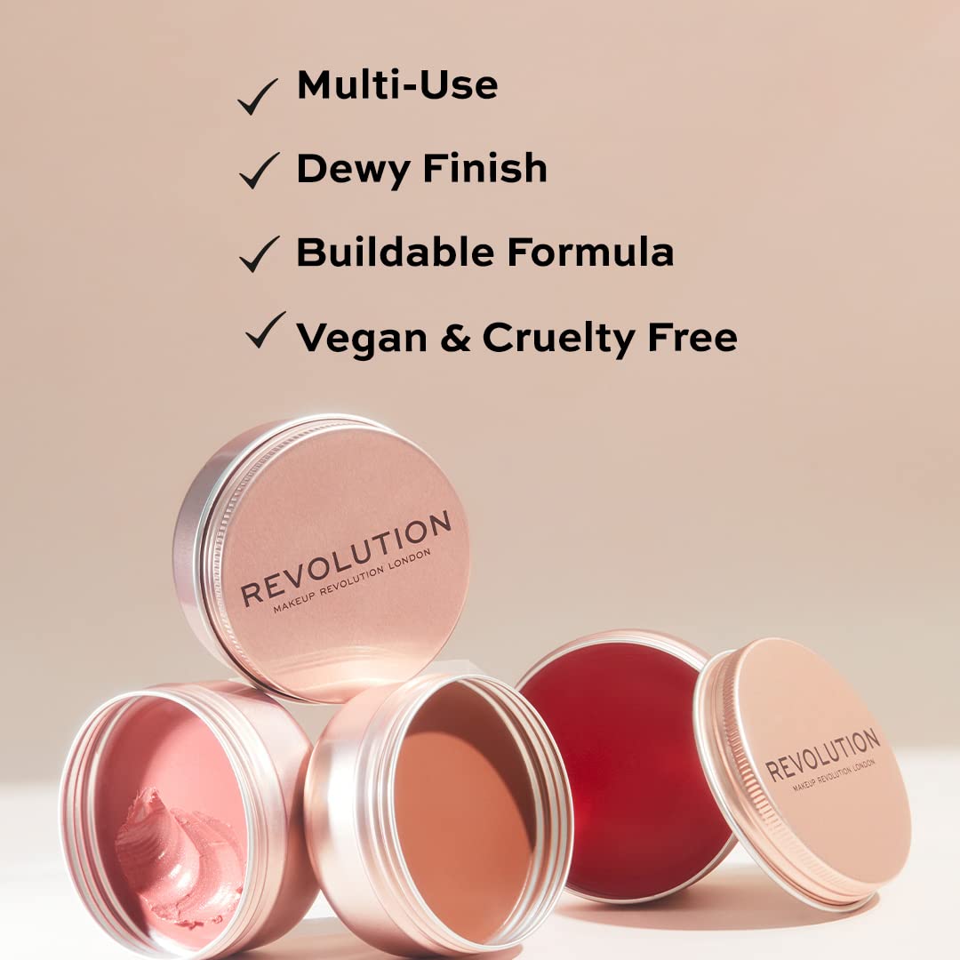 Texture crémeuse du Baume Glow Multi-Usage sur un doigt