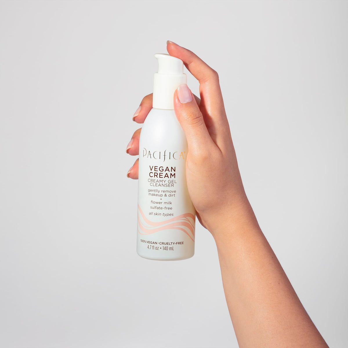 Texture crémeuse du gel nettoyant visage Pacifica