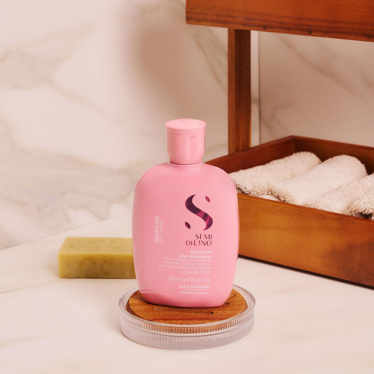 Texture crémeuse du Shampooing Hydratant Semi di Lino