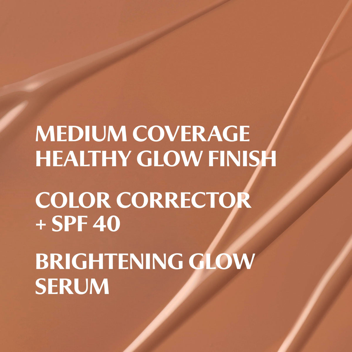 Texture de IT Cosmetics CC+ Crème Nude Glow sur la main
