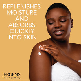 Texture de la lotion Jergens sur la main