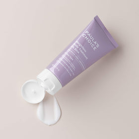 Texture de la lotion Paula's Choice sur une main
