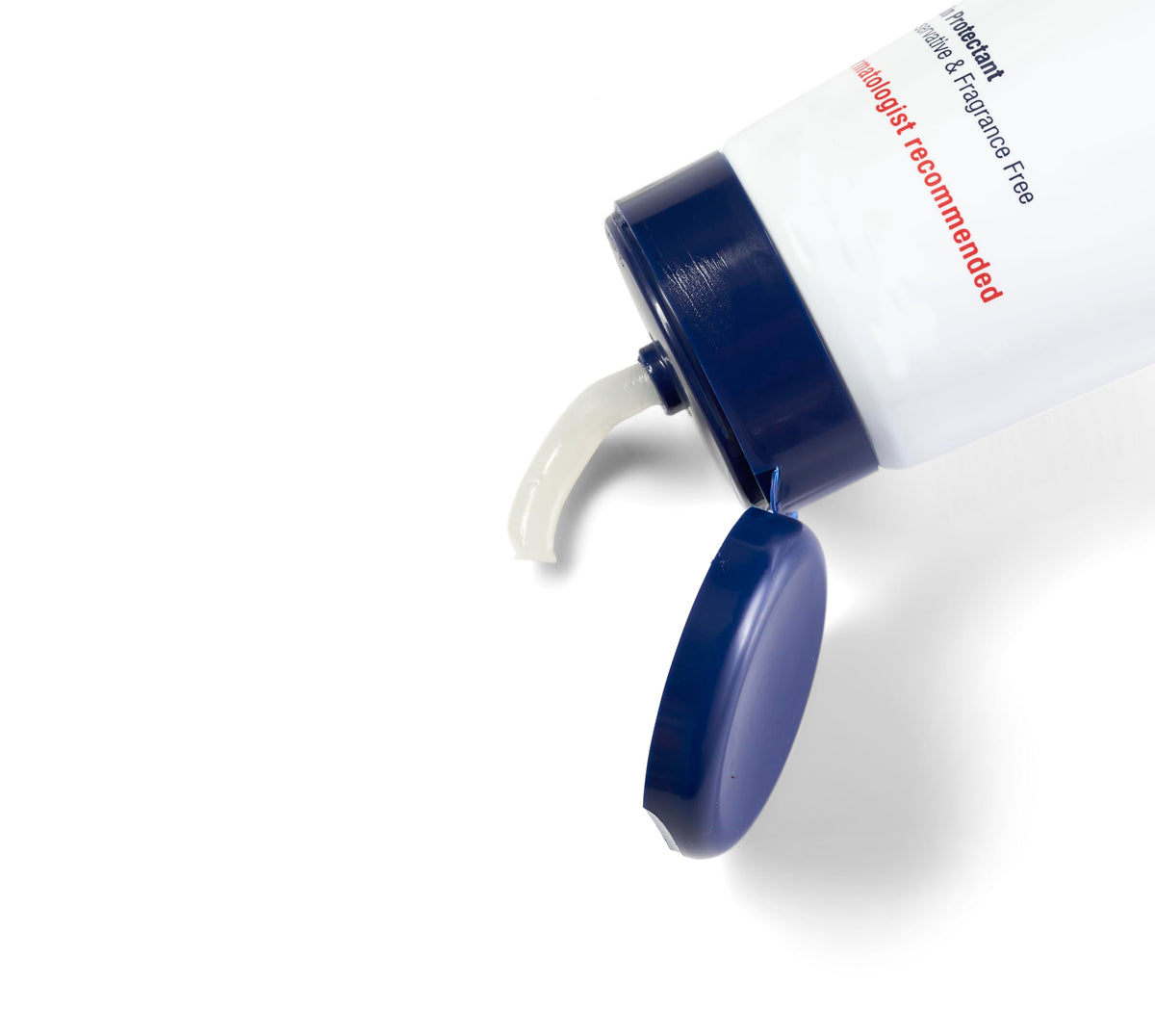 Texture de la pommade Aquaphor sur une main