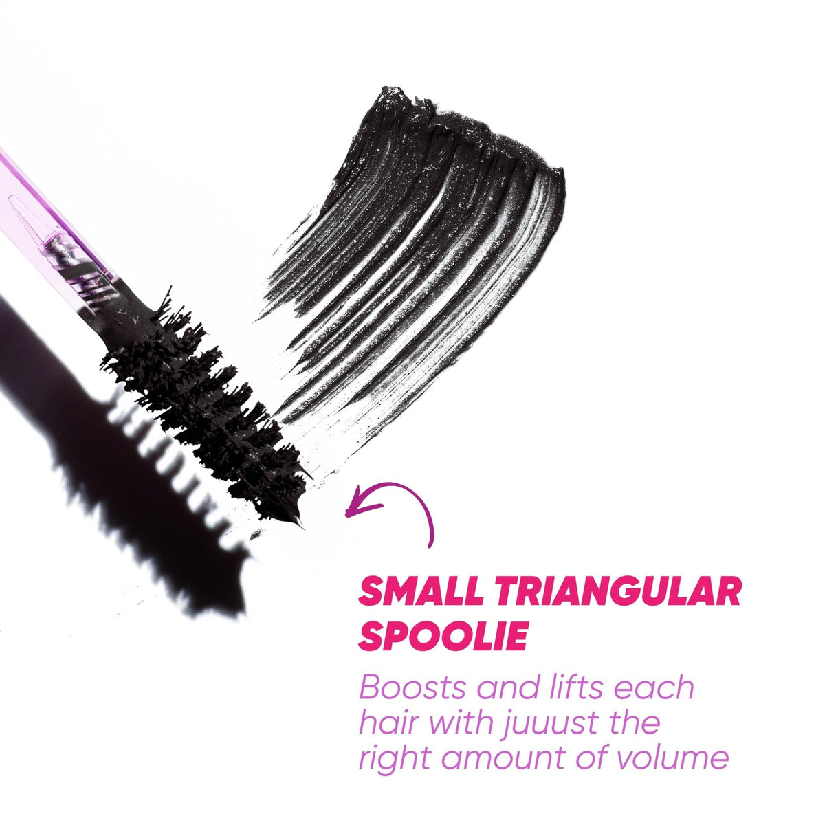 Texture du gel à sourcils Kosas sur une main