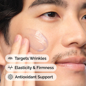 Texture du sérum Multi-Peptides + Cuivre sur une main