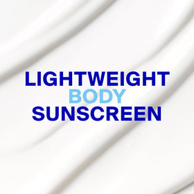 Texture légère de la lotion Supergoop! PLAY Everyday SPF 30