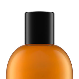 TIGI Colour Goddess avec des cheveux colorés en arrière-plan