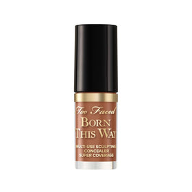 Too Faced Born This Way Correcteur Mocha vue avant