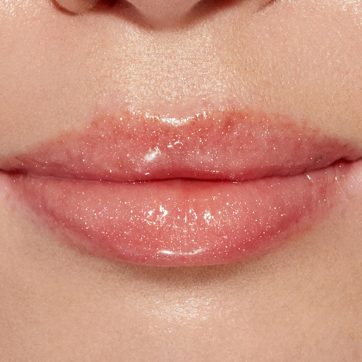 Too Faced Lip Injection Gloss 0,2 Fl Oz avec lumière naturelle
