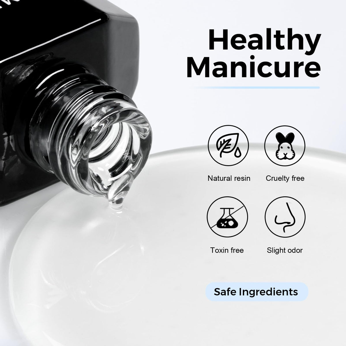 Top Coat TOMICCA sur une table de manucure