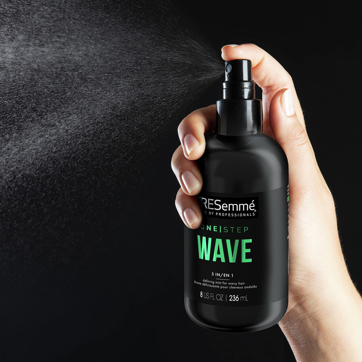 TRESemmé brume de coiffage 5-en-1 pour cheveux bouclés, résultats sur cheveux