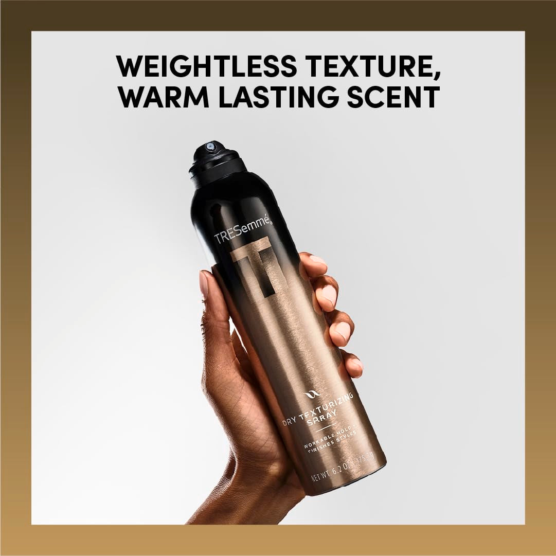 TRESemmé Spray Texturisant Sec A-LIST 6,2 oz près d'autres produits de coiffure