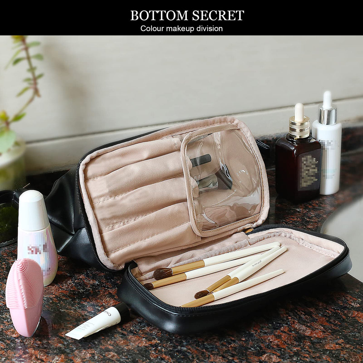 Trousse de maquillage Abiudeng sur une table avec des produits de beauté