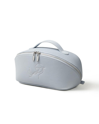 Trousse de maquillage EACHY bleu vue de face avec design plat