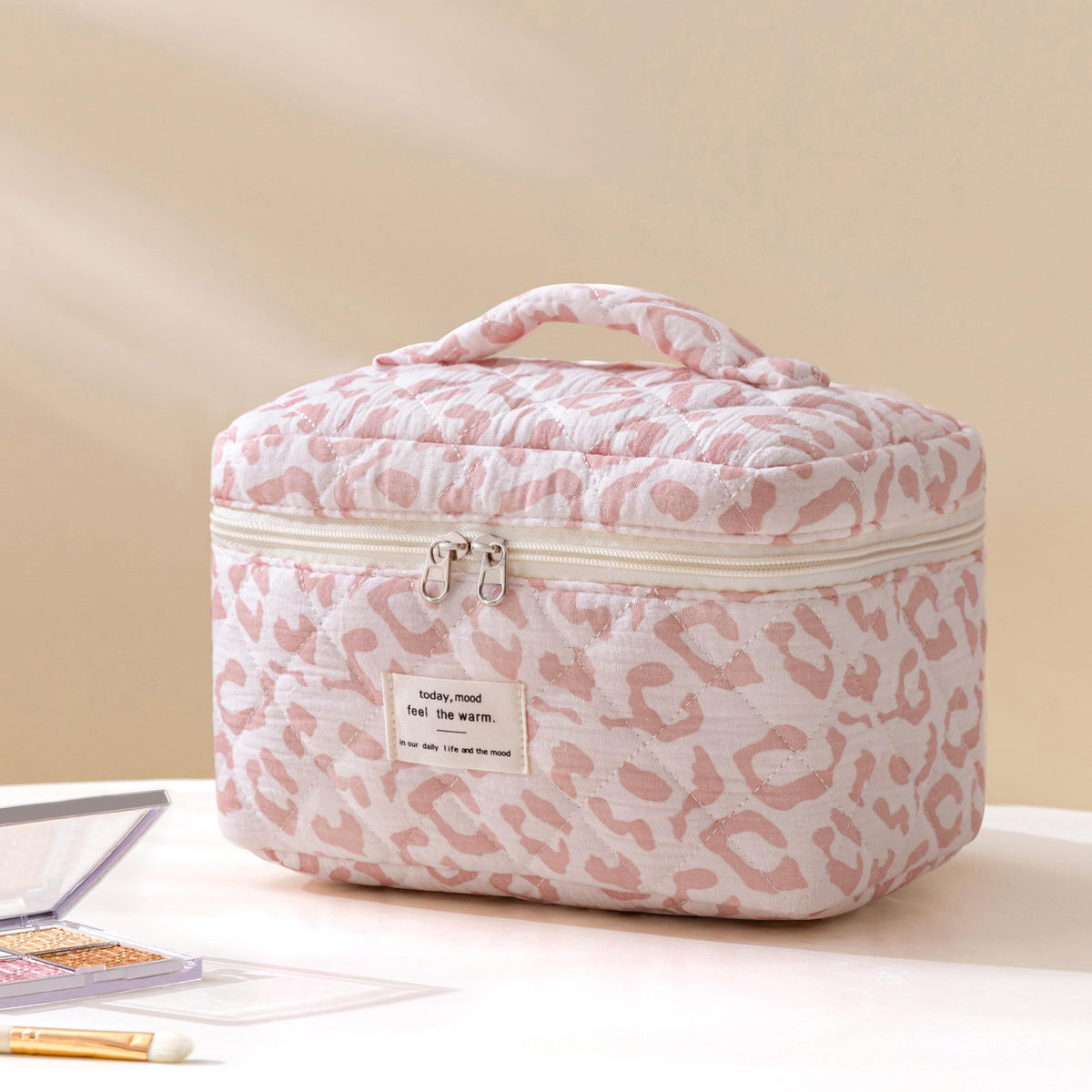Trousse de maquillage HBselect en taille moyenne, vue de côté