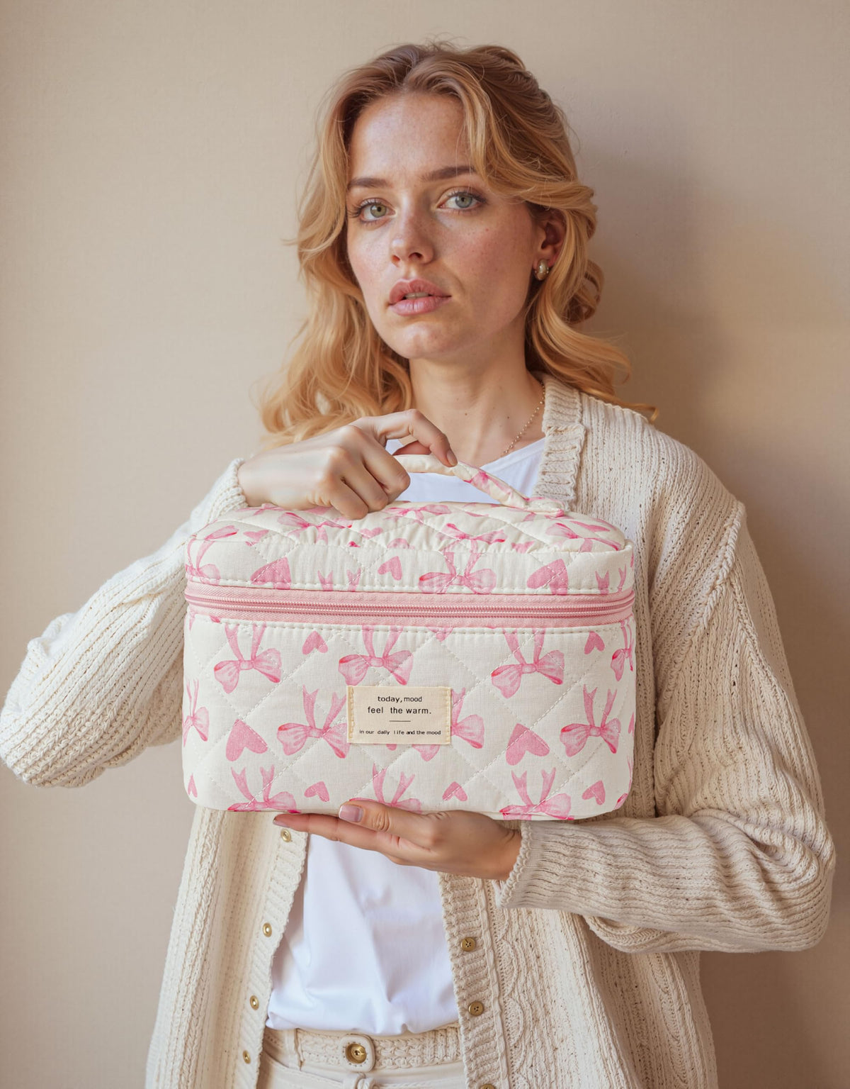 Trousse de maquillage HBselect vue d'ensemble avec différents angles