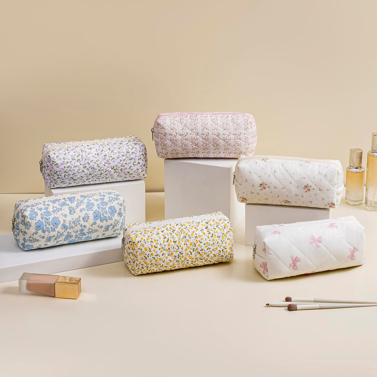 Trousse de maquillage HHQQWZ dans une valise de voyage