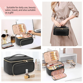 Trousse de maquillage OCHEAL sur une table
