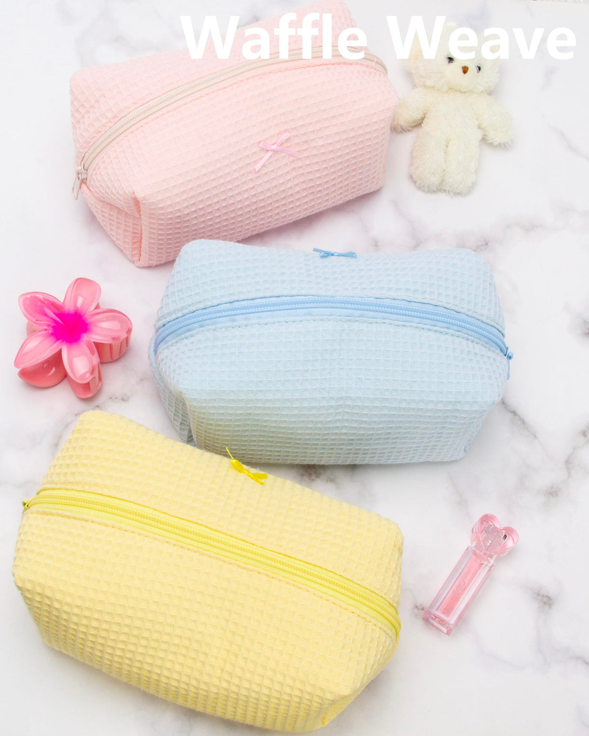 Trousse de maquillage PAZIMIIK à côté d'un sac à main