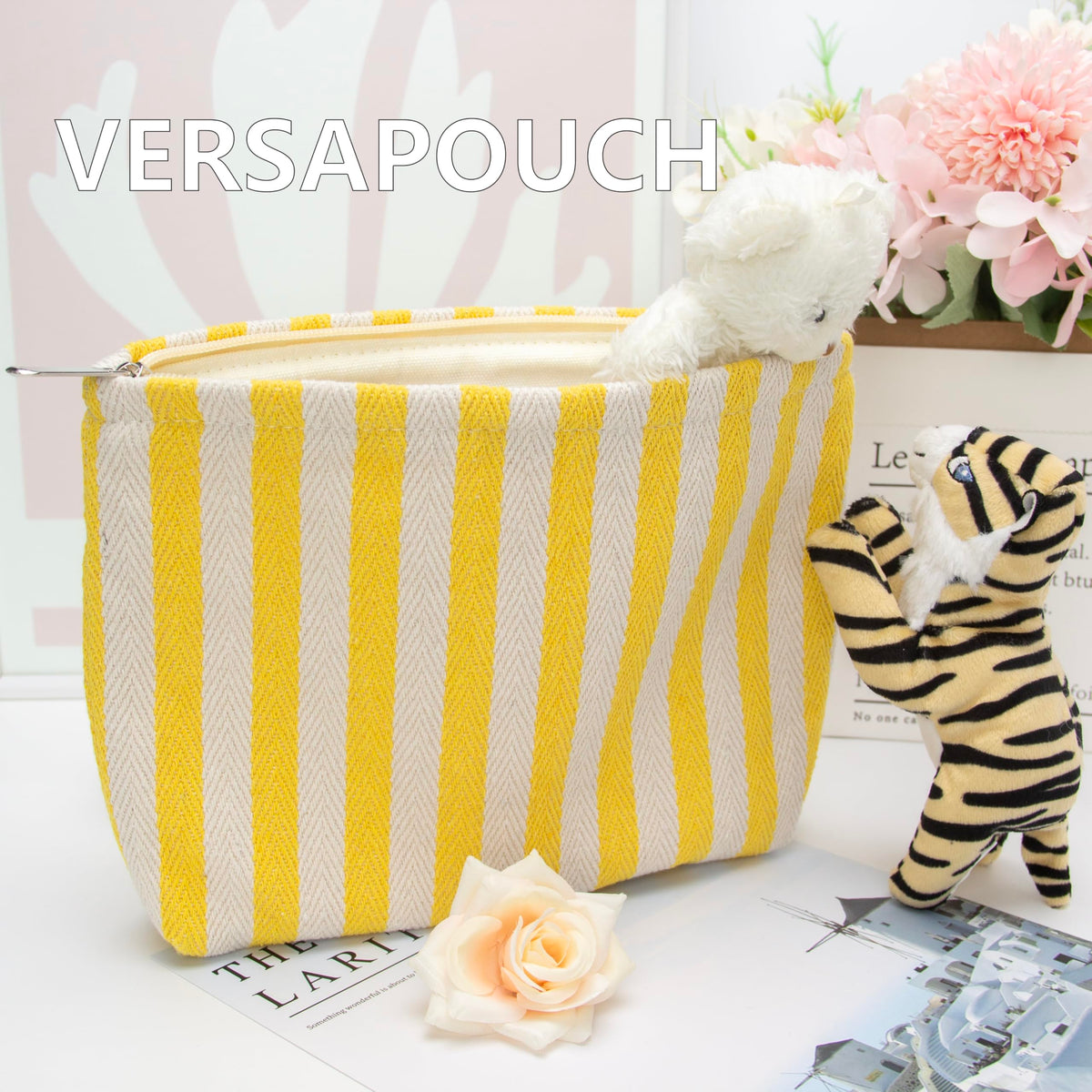 Trousse de maquillage PAZIMIIK avec des produits de soin à l'intérieur