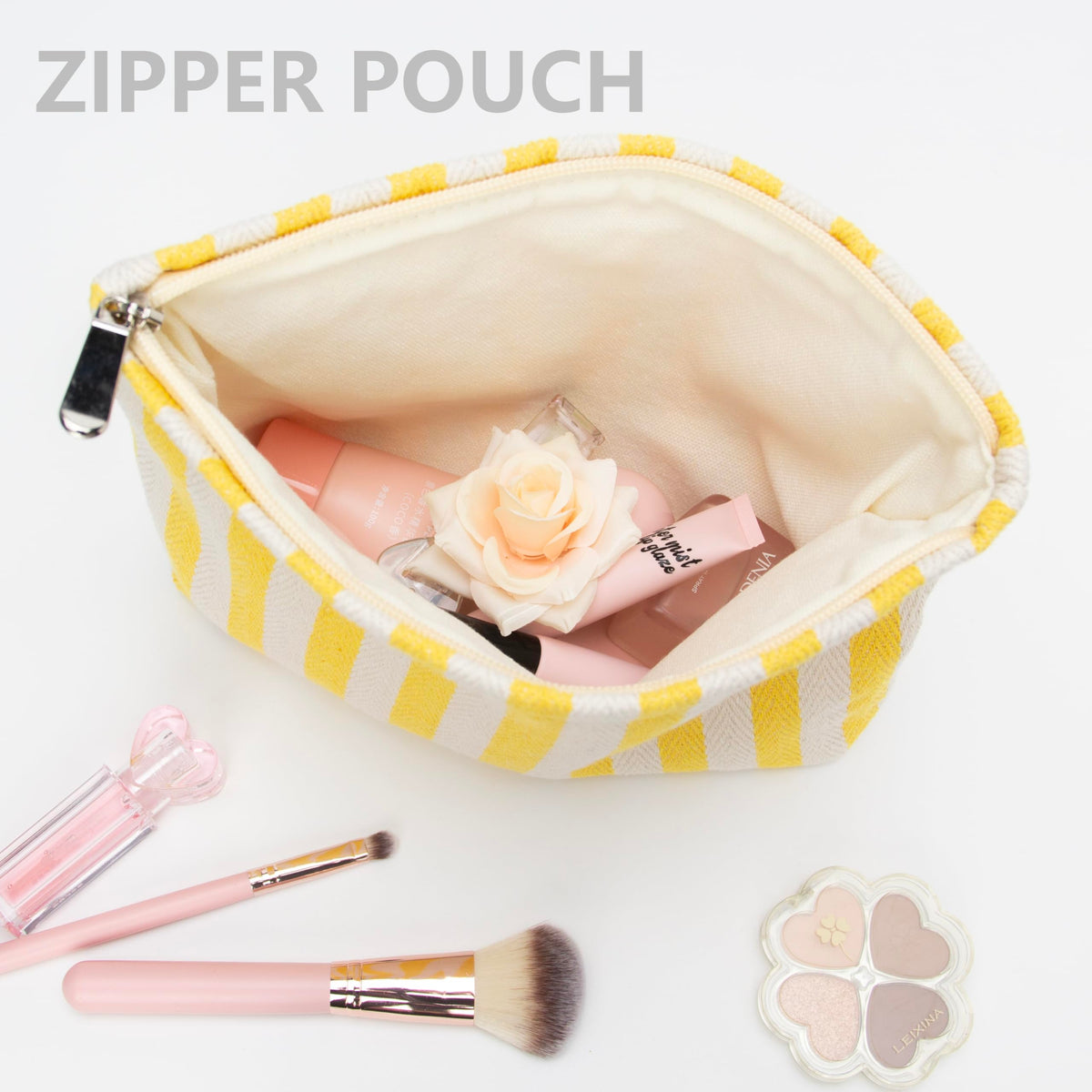 Trousse de maquillage PAZIMIIK ouverte montrant des produits de beauté