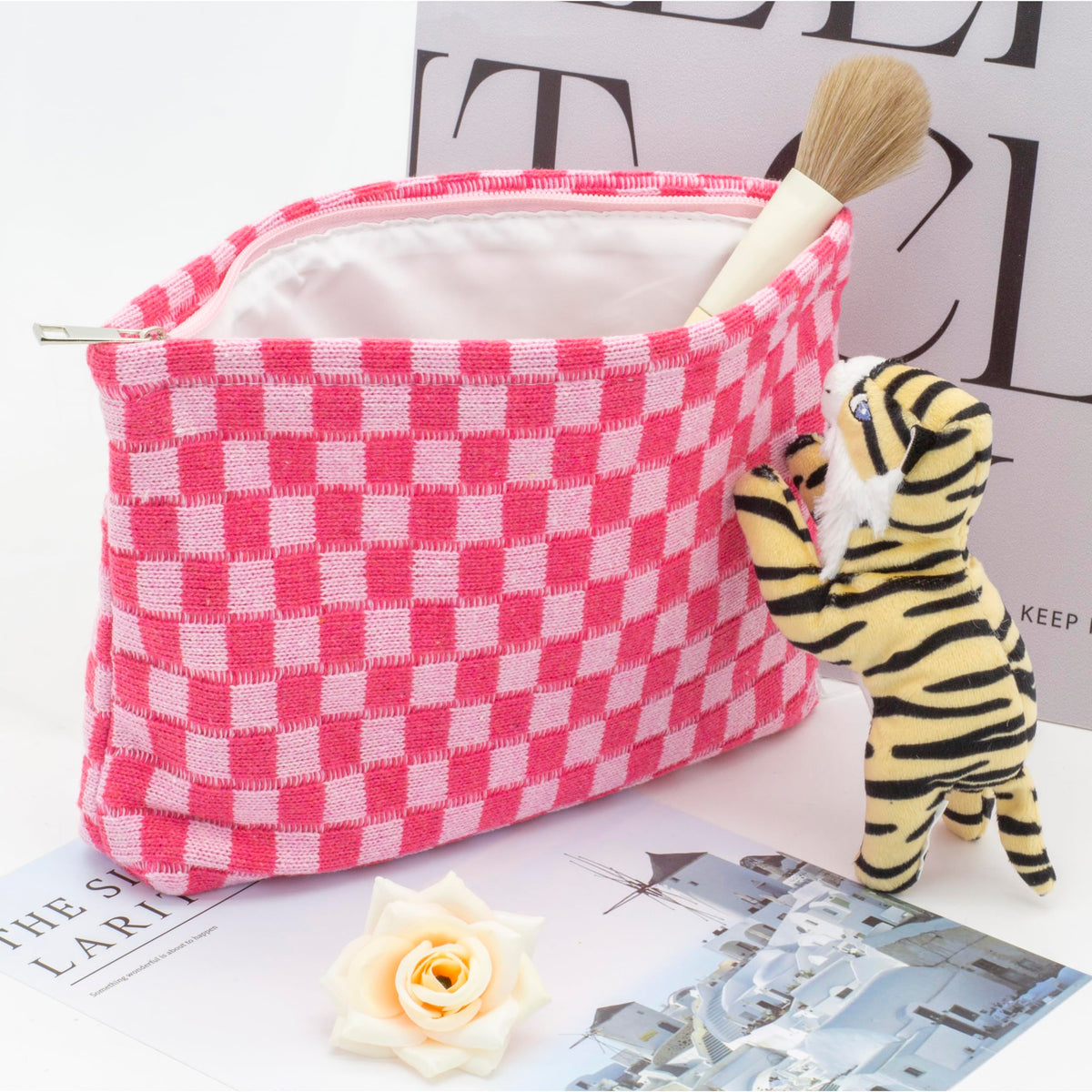 Trousse de maquillage PAZIMIIK ouverte montrant son espace de rangement