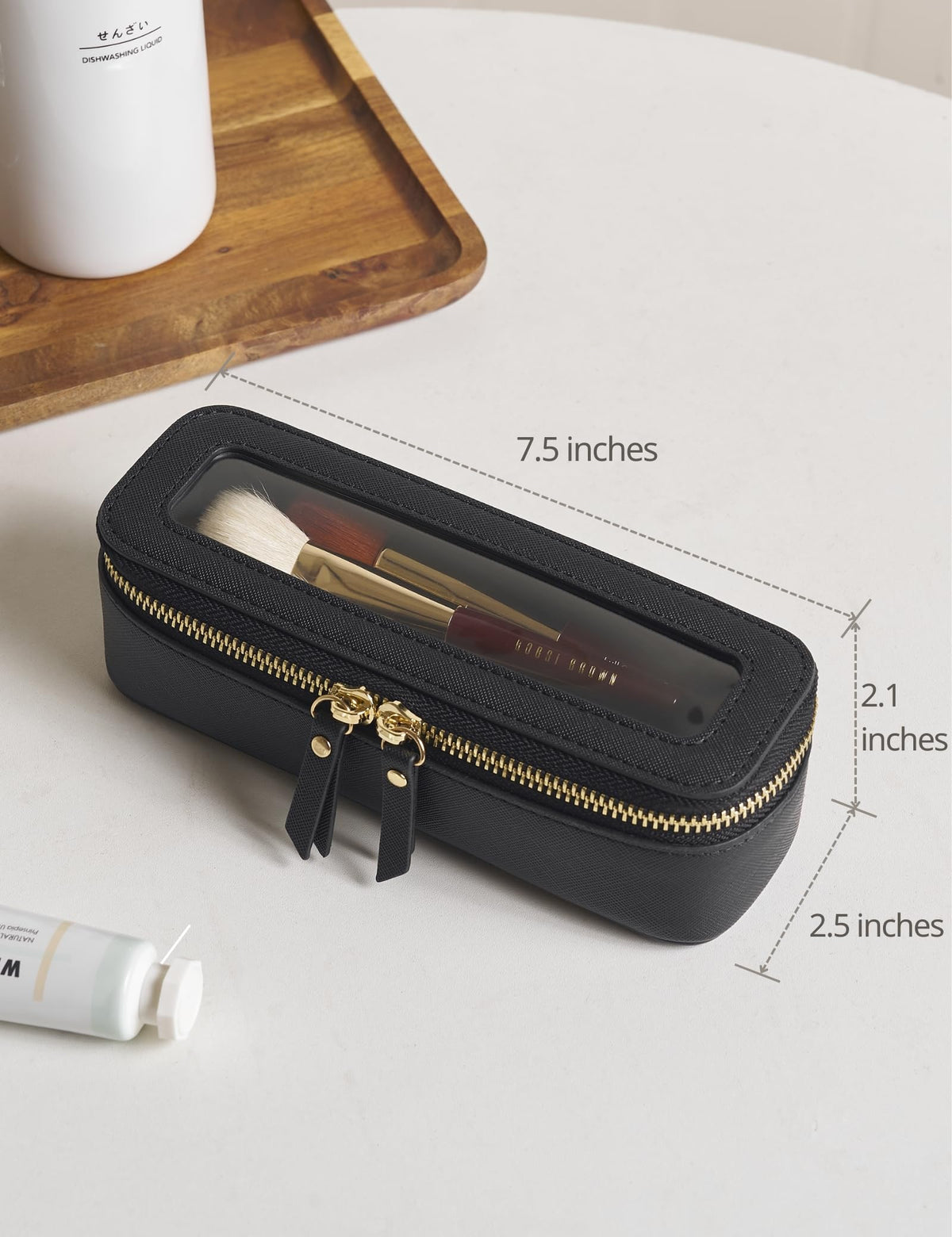 Trousse de maquillage Popvibe sur un fond neutre