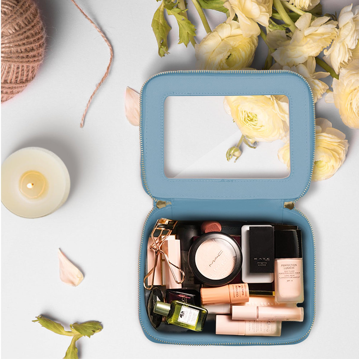 Trousse de maquillage Prite avec une vue aérienne des dimensions