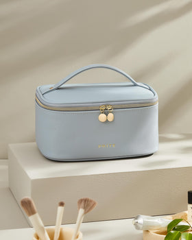 Trousse de maquillage Prite ouverte montrant les compartiments