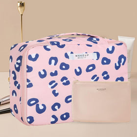 Trousse de maquillage Queboom avec produits cosmétiques à l'intérieur