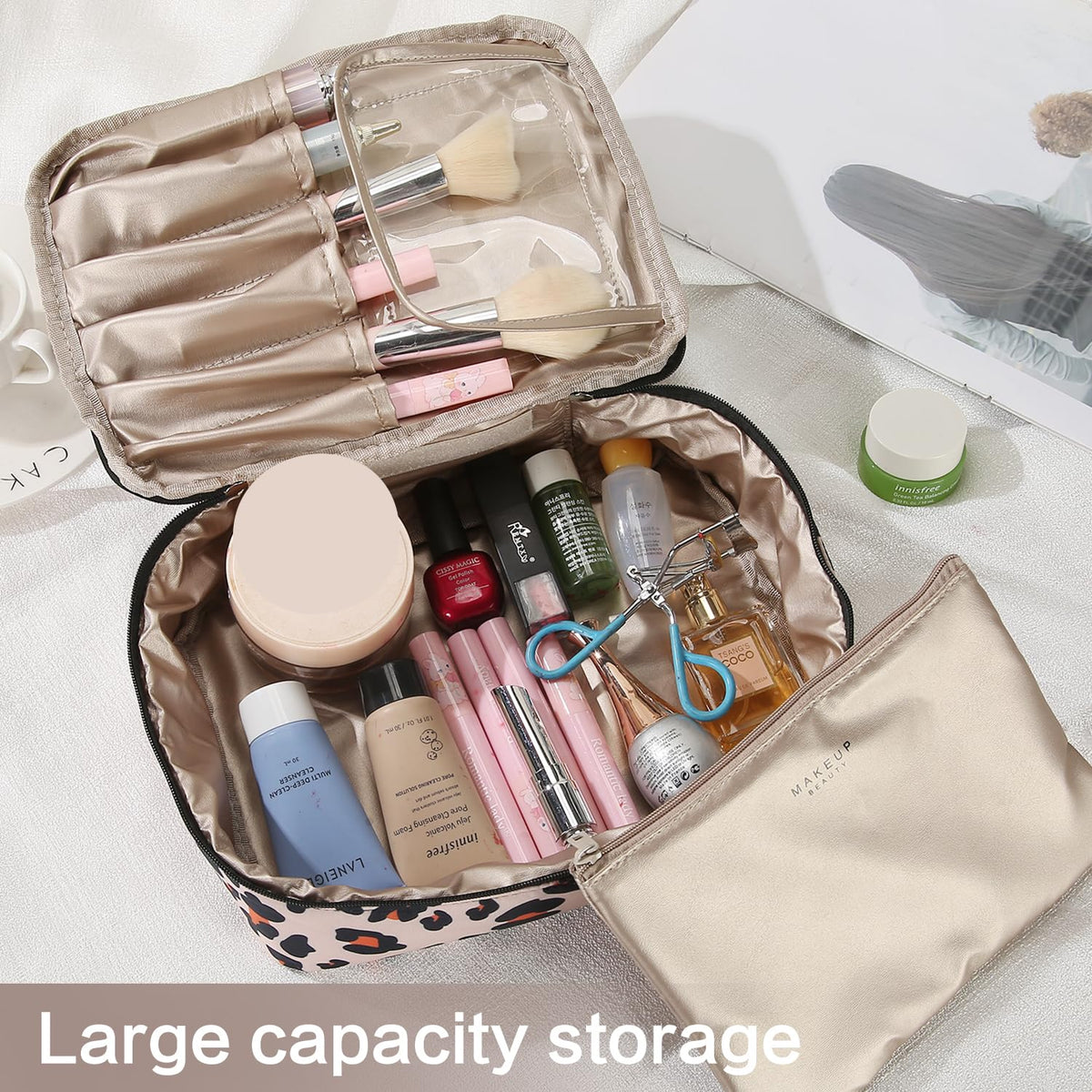 Trousse de maquillage Queboom vue de côté avec double zip