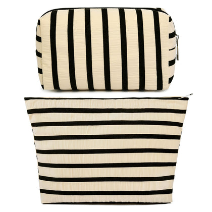 Trousse de maquillage SOIDRAM rayée noire et blanche vue de face