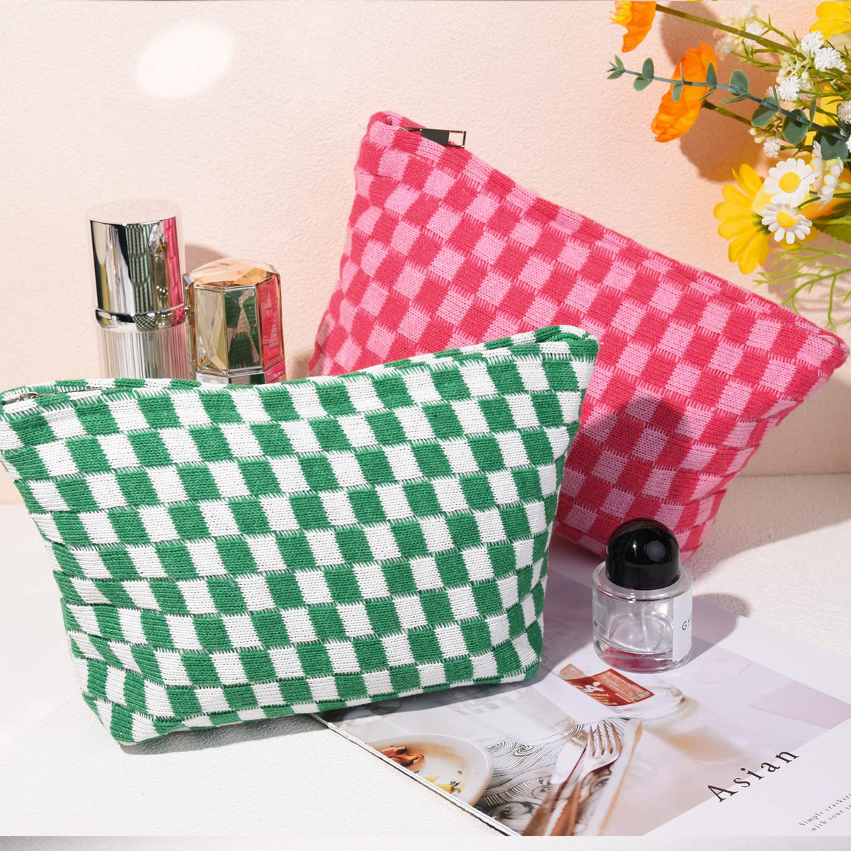 Trousse de maquillage SOIDRAM vue latérale avec motifs à carreaux